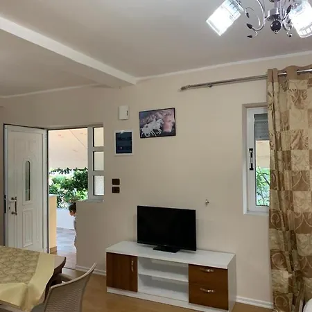 Rajan Apartment *